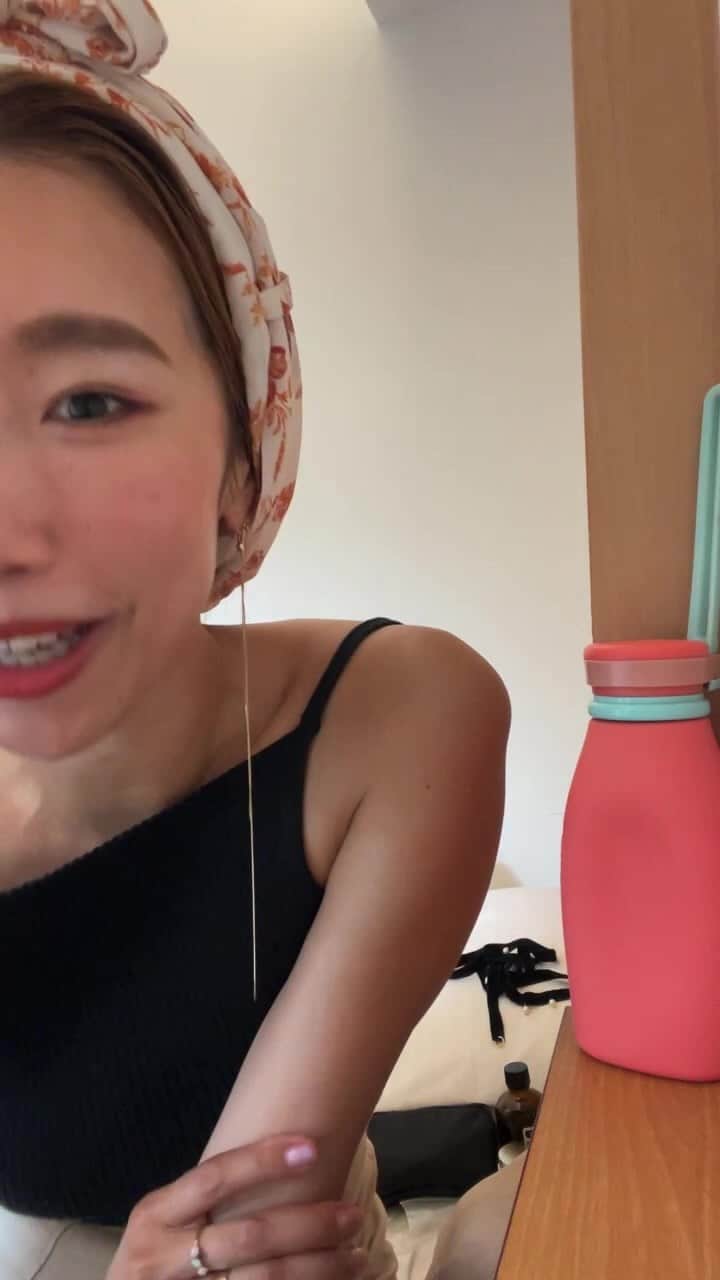 MICA   rippmonsterのインスタグラム：「おはよう御座います🦋 台風接近中の奄美大島からお届けいたします🥺  昨夜の @ripmon_turban  インスタライブ💛 の 結果報告です🤍」