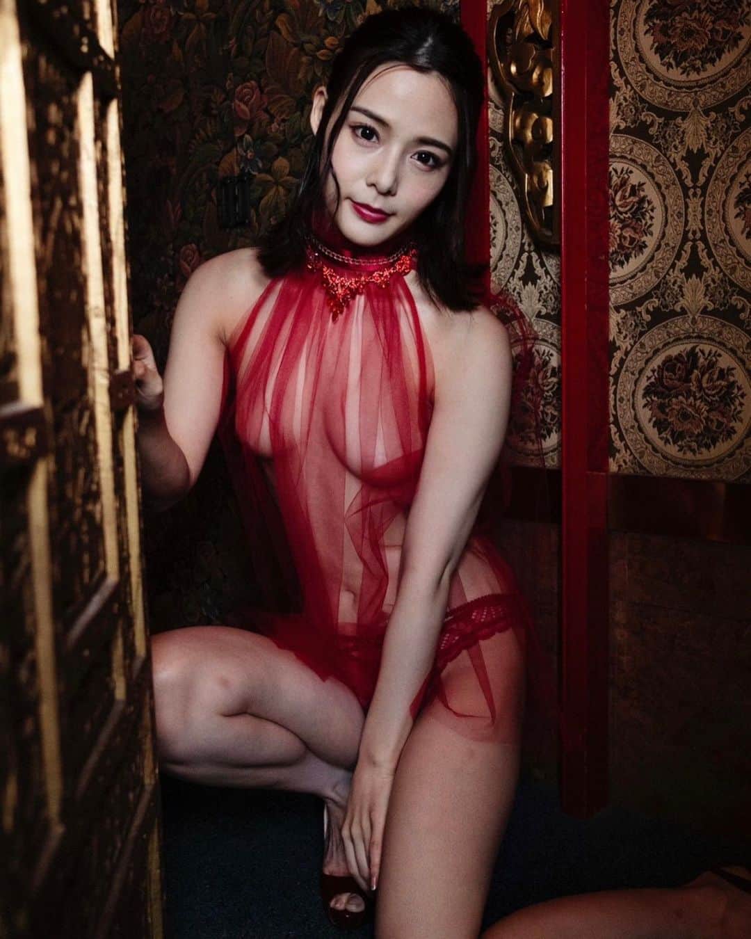 吉高寧々のインスタグラム：「#寧々密会」