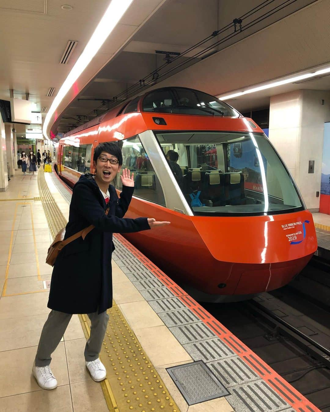 吉川正洋さんのインスタグラム写真 - (吉川正洋Instagram)「本日tvkで「鉄道ひとり旅」のお時間です。小田急電鉄編が20時に発車しますので、ご乗車お待ちしております！  #鉄道ひとり旅 #小田急 #tvk」8月2日 11時06分 - dhyoshikawa