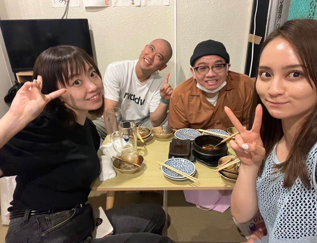 昴生さんのインスタグラム写真 - (昴生Instagram)「友食！！ #そして #友達と食事！ #その友達は #ナダルと結実ちゃん！ #そして結実ちゃんの友達の #かおちゃん！ #シロクマ屋 さん！ #みんなでもつ焼き！ #ここのもつほんまうまいー！ #色んな食感が味わえる！ #ラヴィットでロケしてから #ほんま仲良くなった！ #結実ちゃんは他の番組でナダルとずっといっしょにやってて #しかもその番組が家族の設定やから #結実ちゃんはナダルのことを #お兄ちゃんと呼ぶ！ #これがすごくややこしい！ #おれも振り向いてまう！ #昨日も何回も反応してもうた！ #お兄ちゃんおもしろーい #に満面の笑みで反応してもうた時 #めちゃめちゃ恥ずかしかったなー！」8月2日 11時45分 - mikikousei