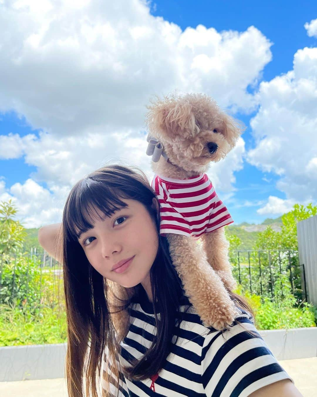 松尾そのまさんのインスタグラム写真 - (松尾そのまInstagram)「チョコとボーダーズな日☀️  昨日、 Be The World sustainable ver. が『みんなのうた』で 放送されたよ👏  今日8/2 はNHK総合 午後3時55分からみんなのうたで見られるよー 見てね〜👋  #betheworld #sustainable ver  #てれび戦士2023  #松尾そのま #13 #中1  #中学生 #avex  #avexmanagement #エイベックス  #子役 #キッズモデル #ジュニアモデル #てれび戦士 #天才てれびくん #天てれ #30周年 #nhk #eテレ #見逃し配信 #nhkプラス  #自分らしく #楽しく #笑顔  #楽しい #楽しむ #感謝 #ありがとう」8月2日 12時21分 - sonopy526