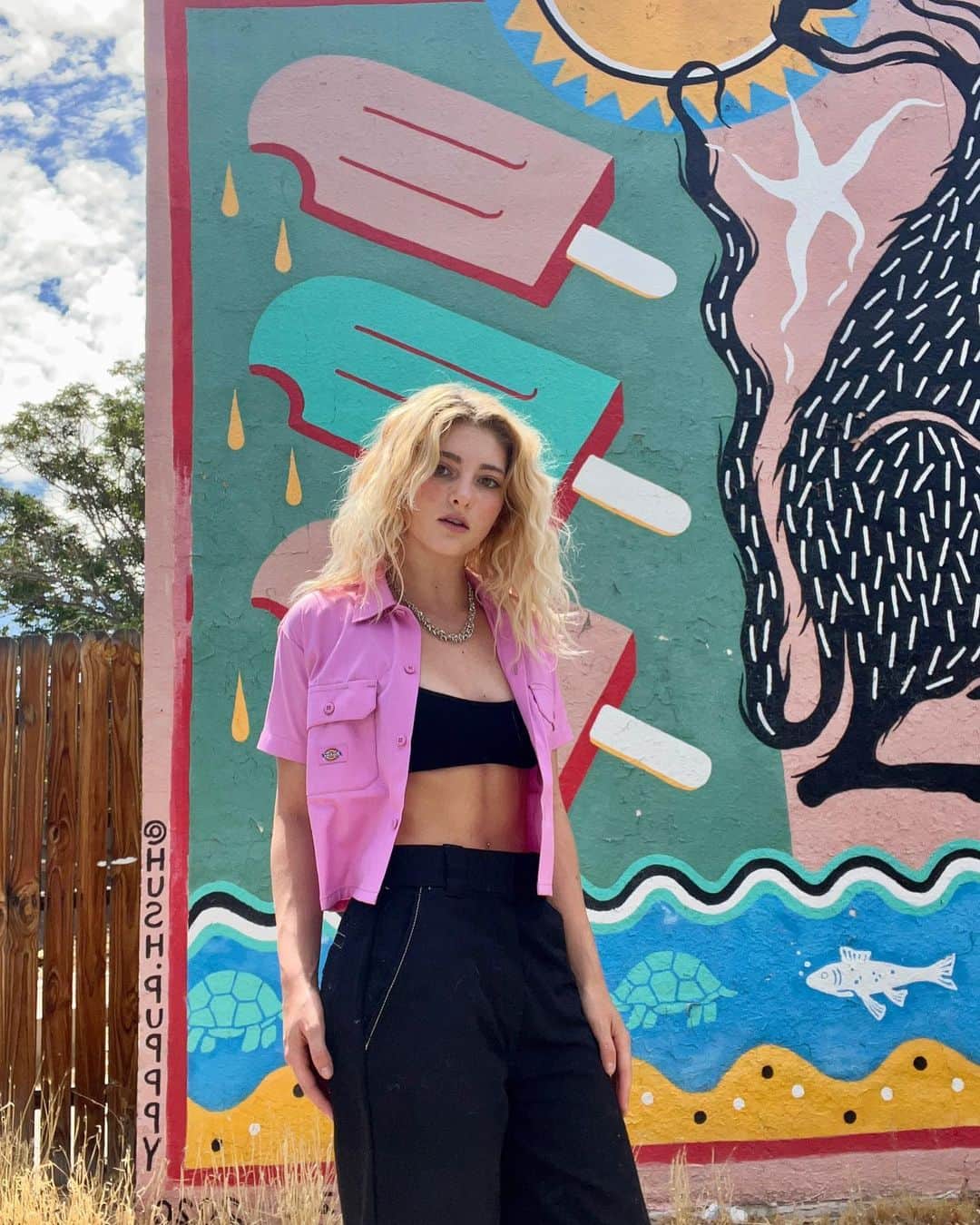 ウィロー・シールズのインスタグラム：「The july recap you never asked for」