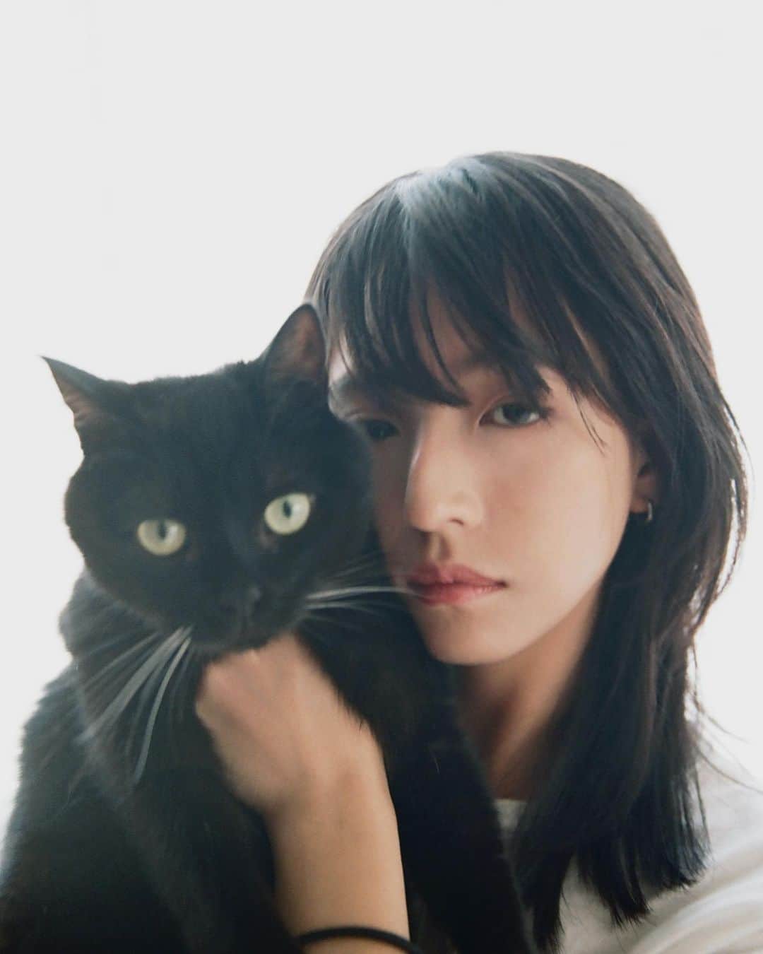 のインスタグラム：「猫と私」