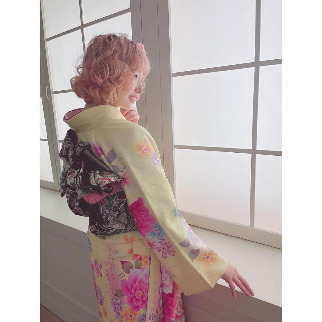 のインスタグラム：「#これがこう  . に使えそうだな🤣🤣🤣 . 「大人しくしとけば」 とか 「黙ってれば」 とか 永遠言われてるからな🤣✌️ そうゆうことなんだよなwww」