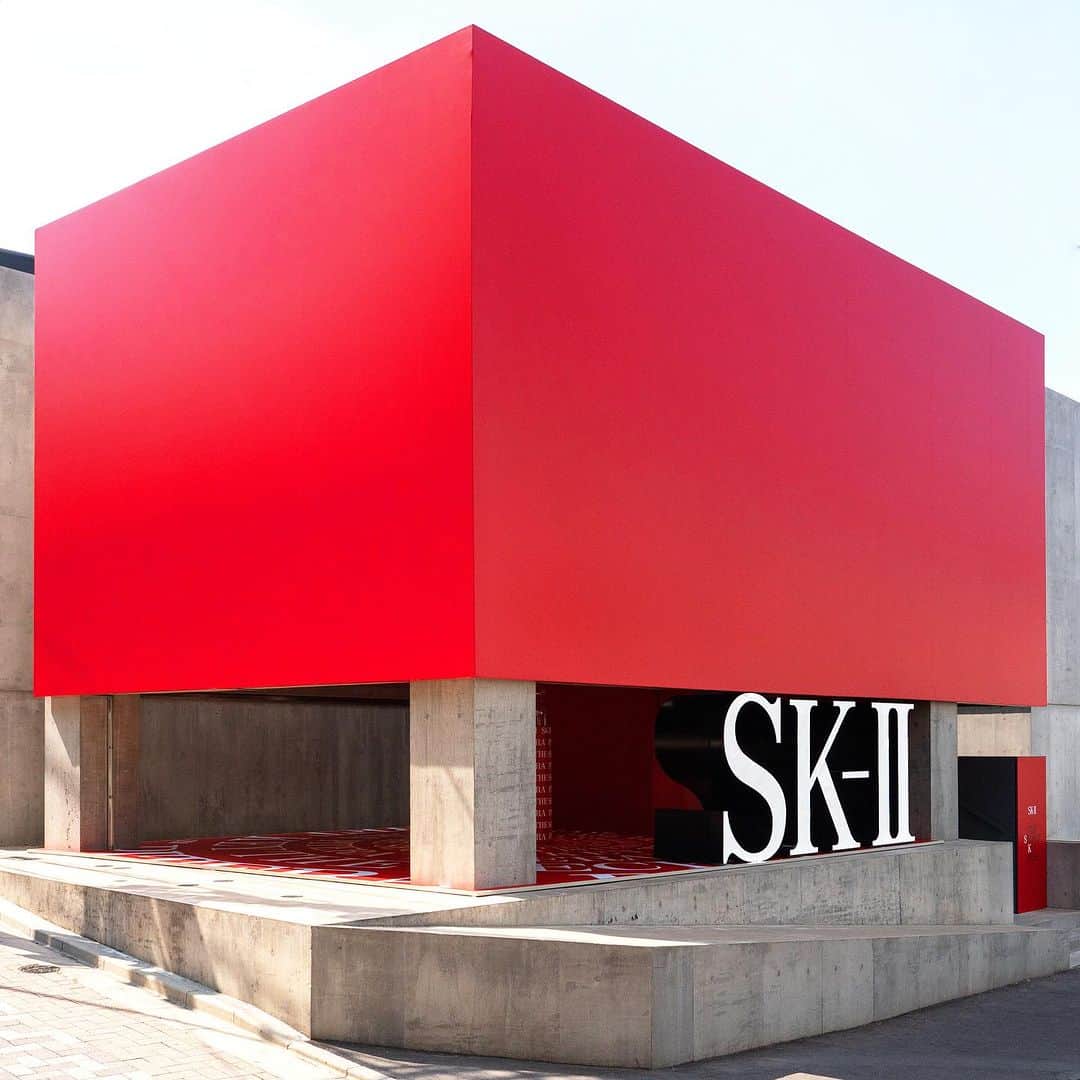 SK-II's Official Instagramさんのインスタグラム写真 - (SK-II's Official InstagramInstagram)「SK-II's best-kept secrets in one house. Unlock origin stories, scientific breakthroughs, and untold transformation stories. Welcome to the #SKIISECRETKEYHOUSE. ✨  #SKIITheSecretKey」8月2日 13時36分 - skii