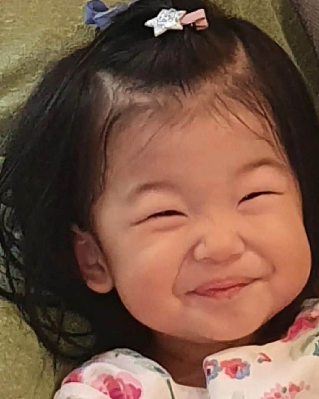 ショリのインスタグラム：「넘어간다 ❤️ IZZAE」
