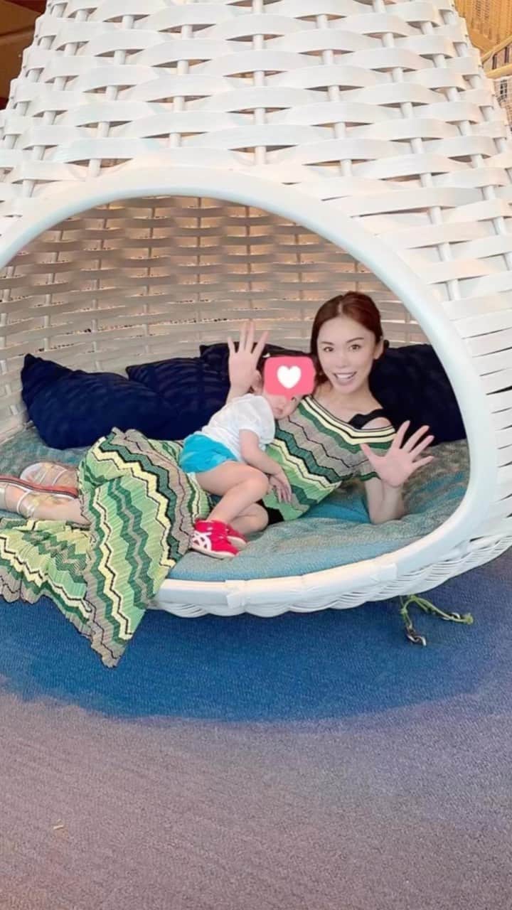 森理世のインスタグラム：「She’s growing so fast 🥹  #girlmom」