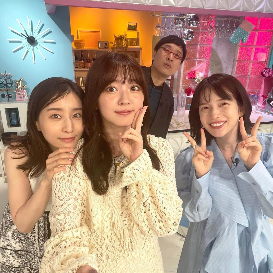 あざとくて何が悪いの？（テレビ朝日公式）さんのインスタグラム写真 - (あざとくて何が悪いの？（テレビ朝日公式）Instagram)「8/6(日)深夜0時25分〜 スタジオ初登場ゲスト  #鈴木愛理 #あざと連ドラ 第８弾 「あざとい女の男運」2話を鑑賞!!📚 小田切洋子 ( #守屋茜 )の恋はどうなるのか…😢 スタジオトークでは #田中みな実 と鈴木愛理の意外な共通点も🙃 皆さんもご自身の価値観と比べながらご覧ください!! 放送までお楽しみに🎶 #あざとくて何が悪いの」8月2日 18時00分 - azatoinsta