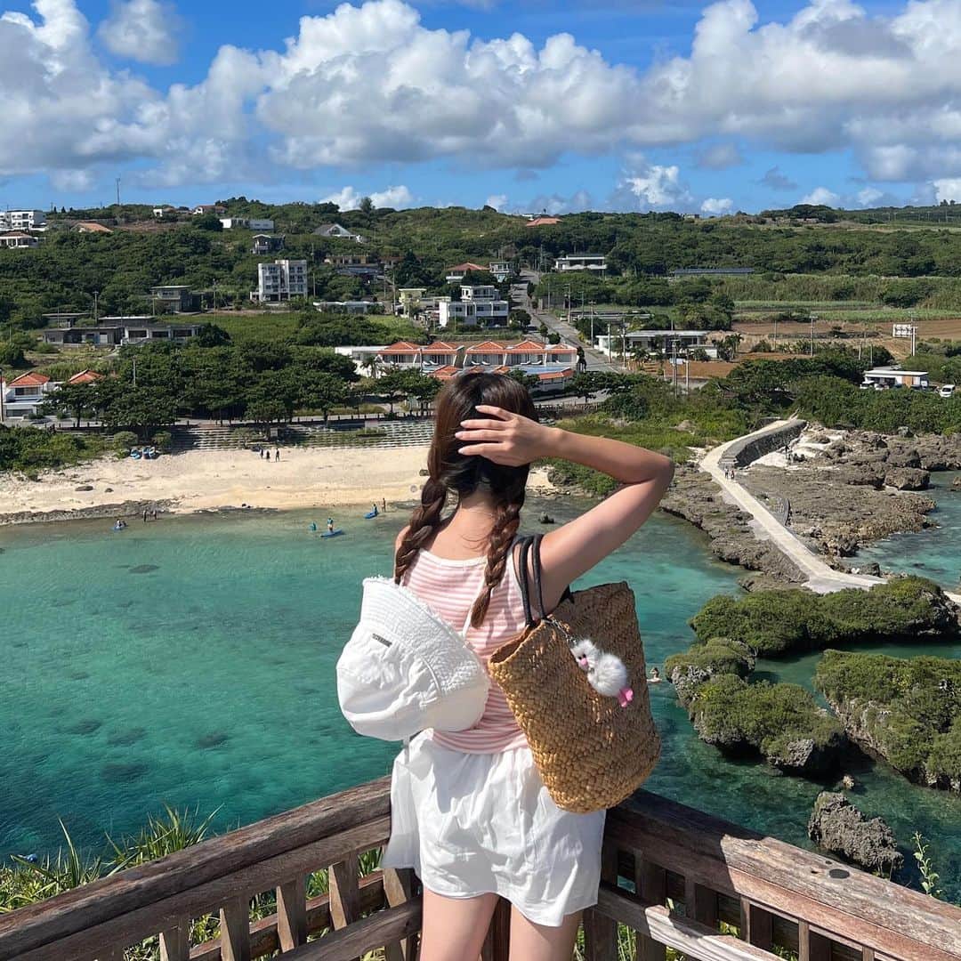 のインスタグラム：「.  台風すごい〜  #インギャーマリンガーデン」