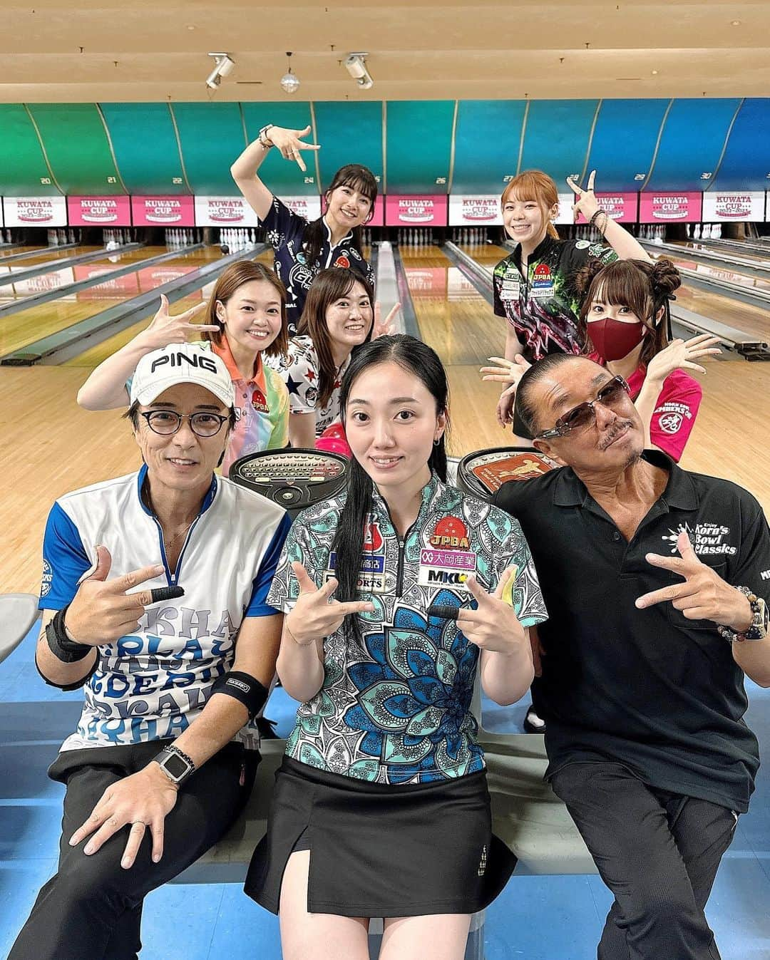 黒田アーサーさんのインスタグラム写真 - (黒田アーサーInstagram)「月曜日の花きゃべつリーグ！ 今回は中野麻理子プロ💕が ゲストで参加してくれました！ #東京ポートボヴル  #花きゃべつリーグ  #名和秋プロ  #渡辺けあきプロ  #三浦美里プロ  #飯田菜々プロ  #ブラザーkorn兄貴  #熊本美和 #ポート公式アンバサダー  #黒田アーサー」8月2日 15時23分 - kuroda_arthur