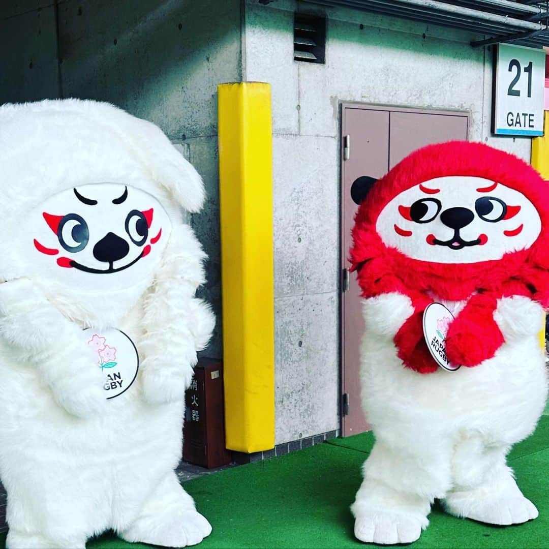 有吉弘行のインスタグラム：「初見。」