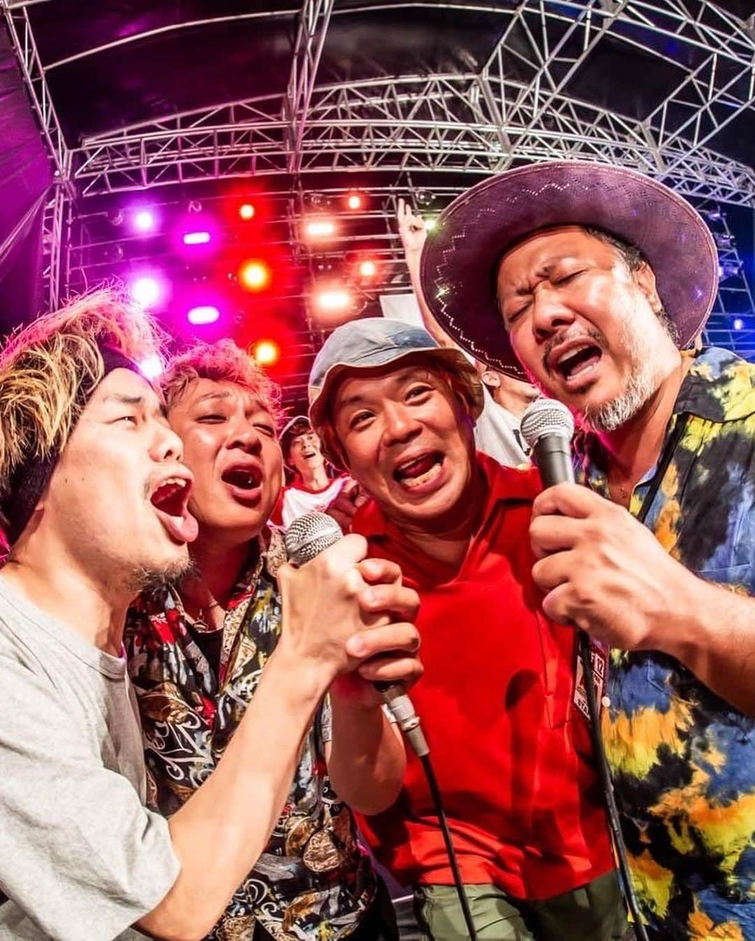 SATOSHIさんのインスタグラム写真 - (SATOSHIInstagram)「OGA NAMAHAGE ROCK FESTIVAL Vol.12  みんな凄かった。 出演者もお客さんもみんなカッコよかった。  実行委員会の方々にも心から感謝します。  またあのステージで歌いたいです。  本当に皆々様、ありがとうございました！！  photo by @hayachinphoto  #onrf12 #山嵐」8月2日 18時46分 - satoshimen