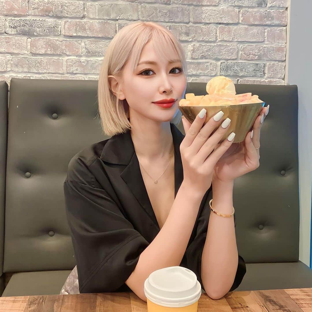 橘りあのグルメインスタ