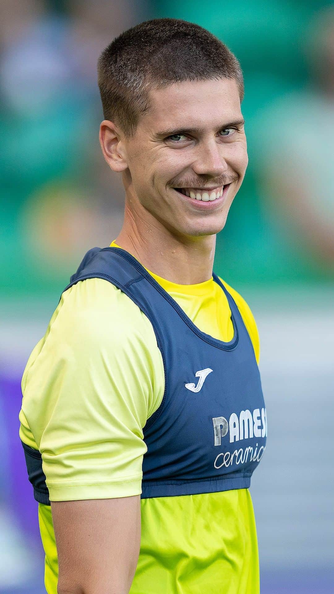 ビジャレアルCFのインスタグラム：「¡Foyth ya tiene el alta médica!」