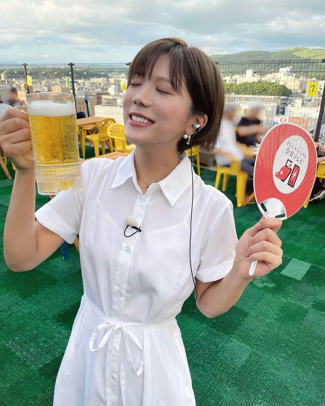 海江田麻貴さんのインスタグラム写真 - (海江田麻貴Instagram)「ㅤㅤㅤㅤㅤ  ㅤㅤㅤㅤㅤ 奈良テレビ『ゆうドキッ！』 ホテル日航奈良 屋上ビアガーデンより ドキッとLIVE 生中継繋がせて頂きました📺⚡️  ㅤㅤㅤㅤㅤ ご覧頂いた皆さま有難う御座いました✨ 若草山や興福寺五重塔、世界遺産を望む絶景を見ながらの 屋上ビアガーデンはほんっとうに最高です😆🍺！  ㅤㅤㅤㅤㅤ JR奈良駅すぐのホテル日航奈良にて来月10日まで開催中ですので、 皆さん是非ぜひ行ってみてください🤍  ㅤㅤㅤㅤㅤ  ㅤㅤㅤㅤㅤ  ㅤㅤㅤㅤㅤ  ㅤㅤㅤㅤㅤ  #奈良 #ホテル日航 #ホテル日航奈良 #ビアガーデン #屋上ビアガーデン #japanesegirl #日本女孩 #奈良テレビ #ゆうドキッ #生放送 #生中継 #中継リポート #リポーター #女子アナコーデ #清楚コーデ　 ㅤㅤㅤㅤㅤ」8月2日 19時42分 - _makiii0924_