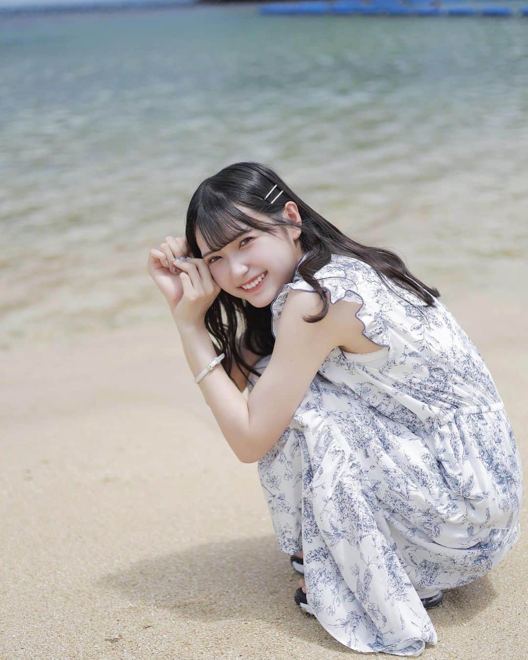 森下かのんのインスタグラム：「. 夏のヒロインさん？  ・ ・ ・   #沖縄  #沖縄旅行  #沖縄観光  #海  #海コーデ  #沖縄観光スポット #黒髪  #黒髪ロング  #黒髪ストレート #全身コーデ  #韓国ファッション  #韓国コーデ  #olivedesolive #水色コーデ #自撮り界隈  #自撮り女子 #いいね返し #오오티디 #followme」