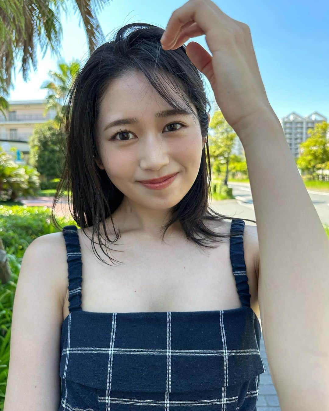 浅野杏奈さんのインスタグラム写真 - (浅野杏奈Instagram)「もう8月だって🏝️  よろしくお願いします🤲🏻  #august」8月2日 19時43分 - this.is.anna_box