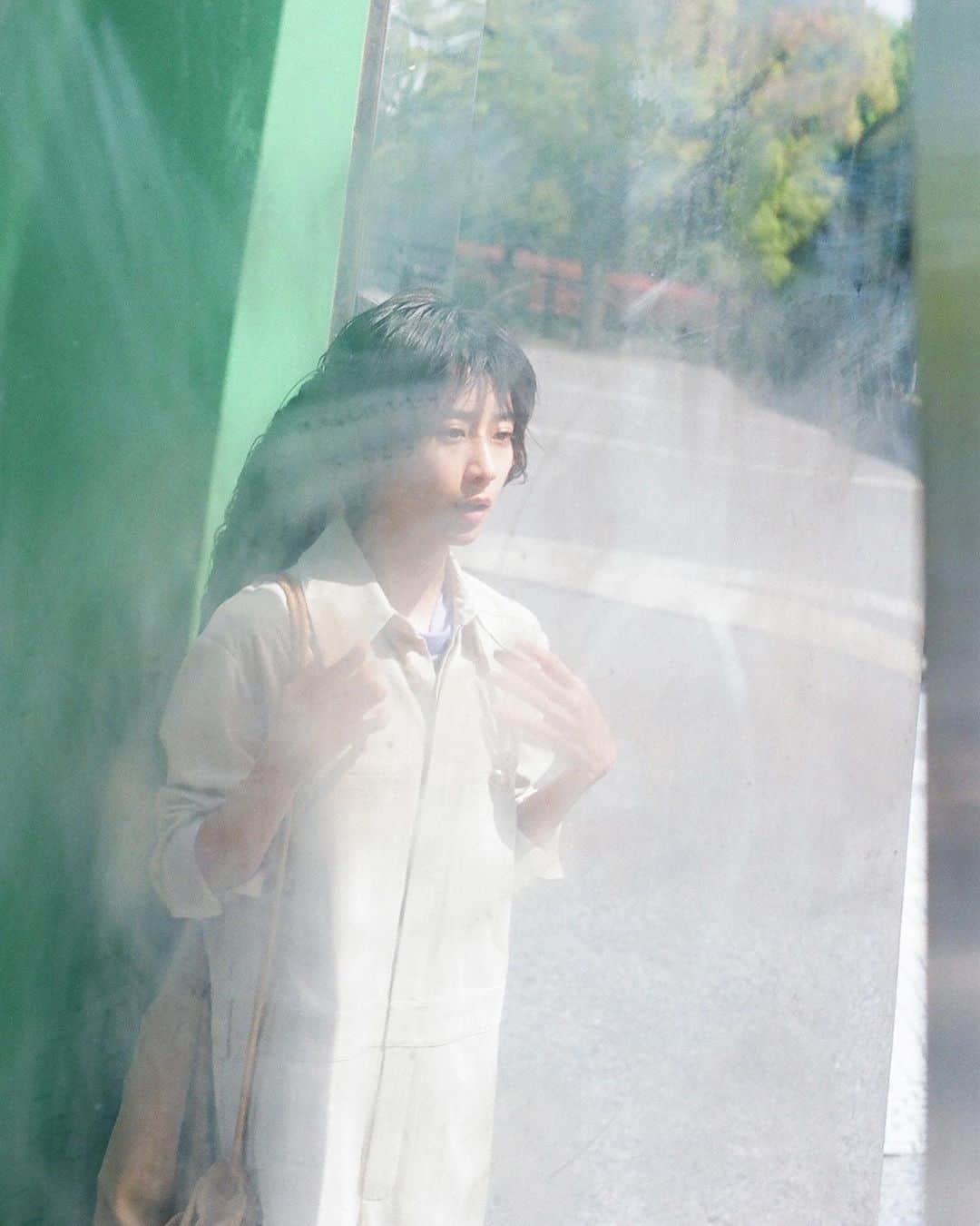 石田真澄さんのインスタグラム写真 - (石田真澄Instagram)「【POPEYE web】 「Girls in the City “supplement”」  黒島結菜さん。  styling_Takanohvskaya hair&make-up_Niina Okuda  (POPEYE 6月号のアザーをWEBで公開中) #popeye_girlsinthecity」8月2日 22時05分 - 8msmsm8