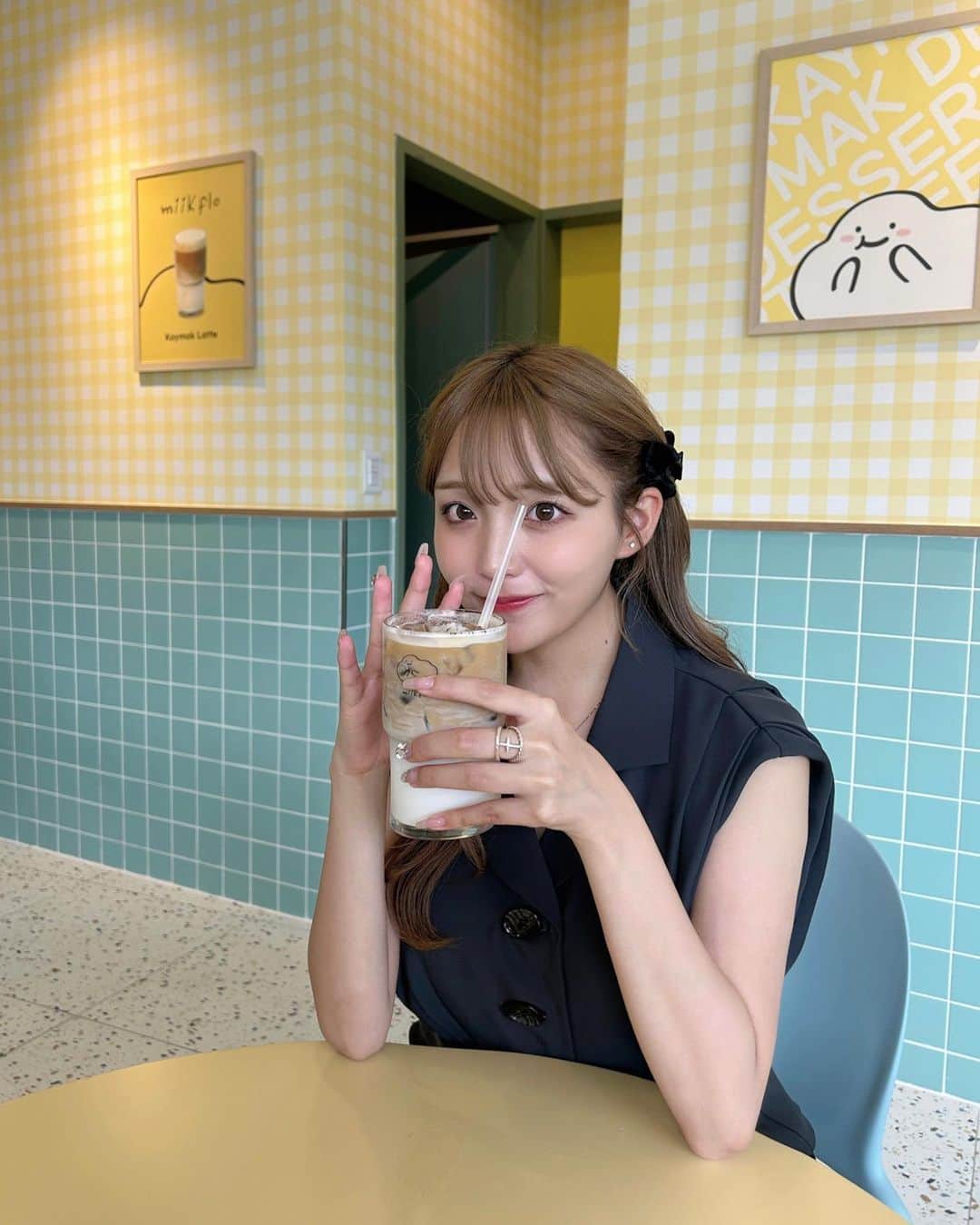 ねおさんのインスタグラム写真 - (ねおInstagram)「🤍🇰🇷🤍  韓国で撮影の合間に行った カフェが可愛くて美味しすぎた☕️」8月2日 20時02分 - neo_0606