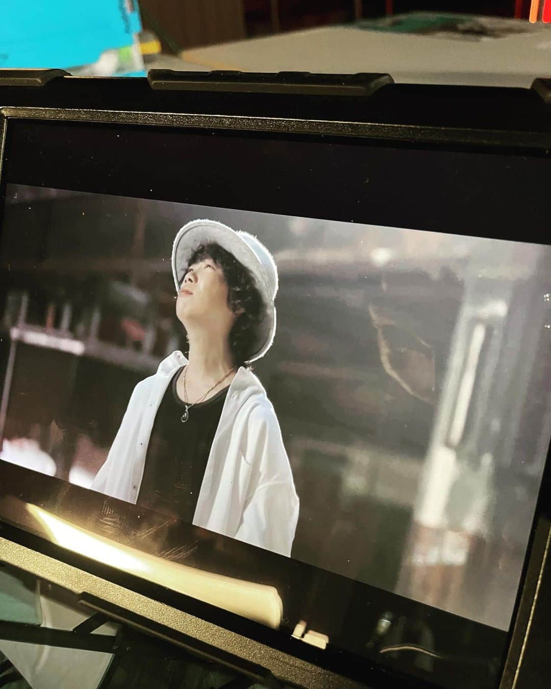 ハジ→さんのインスタグラム写真 - (ハジ→Instagram)「びっくりさせる準備してる #Why #hazzie #making #music #lovesong #lovesongs #mv」8月2日 20時21分 - hazzie840