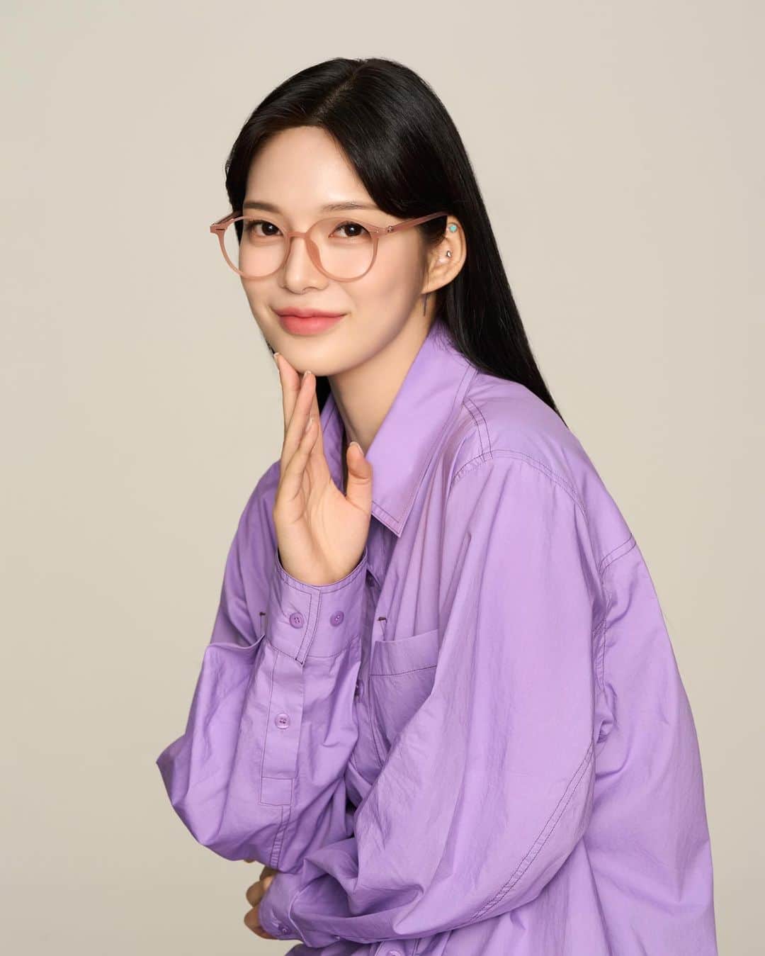チョ・ソジンのインスタグラム：「🤓」