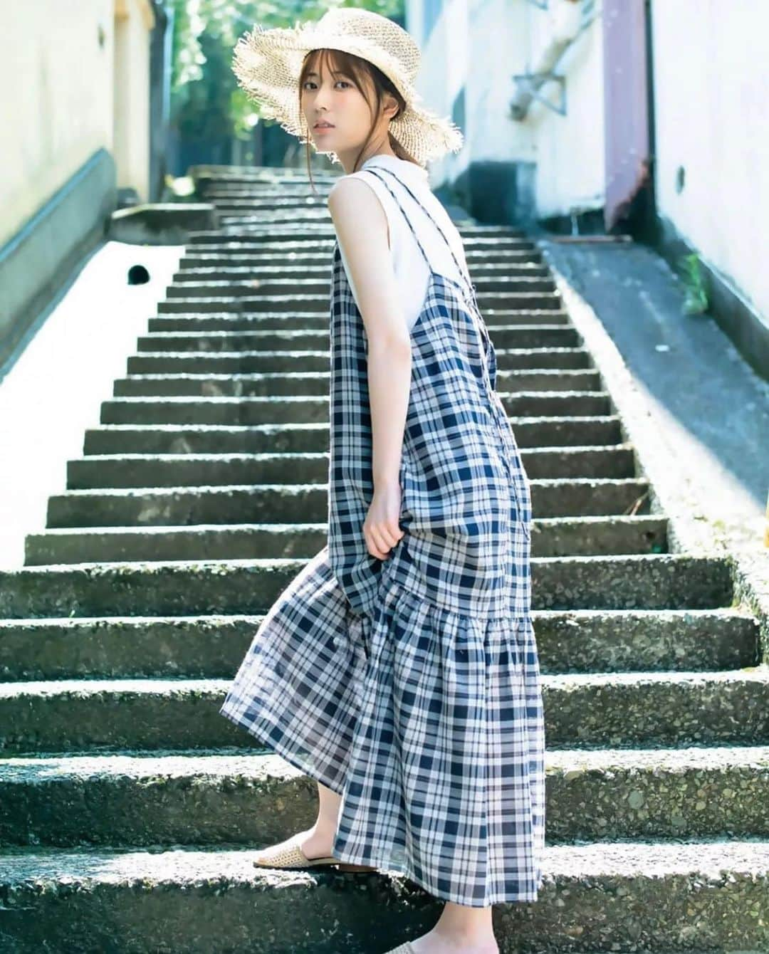 川上舞乃さんのインスタグラム写真 - (川上舞乃Instagram)「🎐🎐🎐  #岩本蓮加  #乃木坂46  @shonenmagazine.kousiki」8月2日 20時48分 - kawamiiiiii