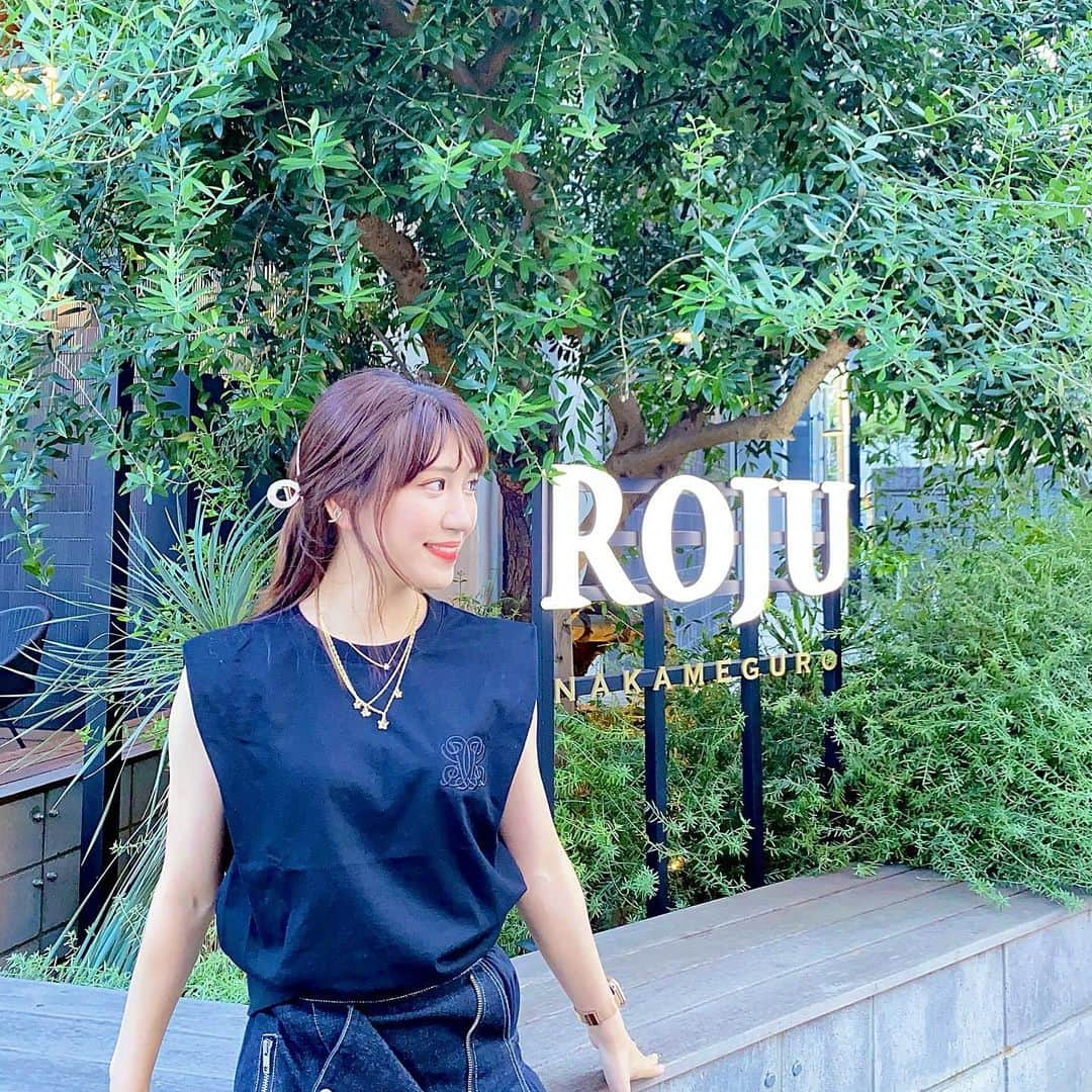 松崎莉沙さんのインスタグラム写真 - (松崎莉沙Instagram)「☕️ 素敵な空間に出会えると ウレシイヨ  #roju #rojunakameguro  #cafe #coffee #nakameguro」8月2日 20時59分 - risadegozaimasu