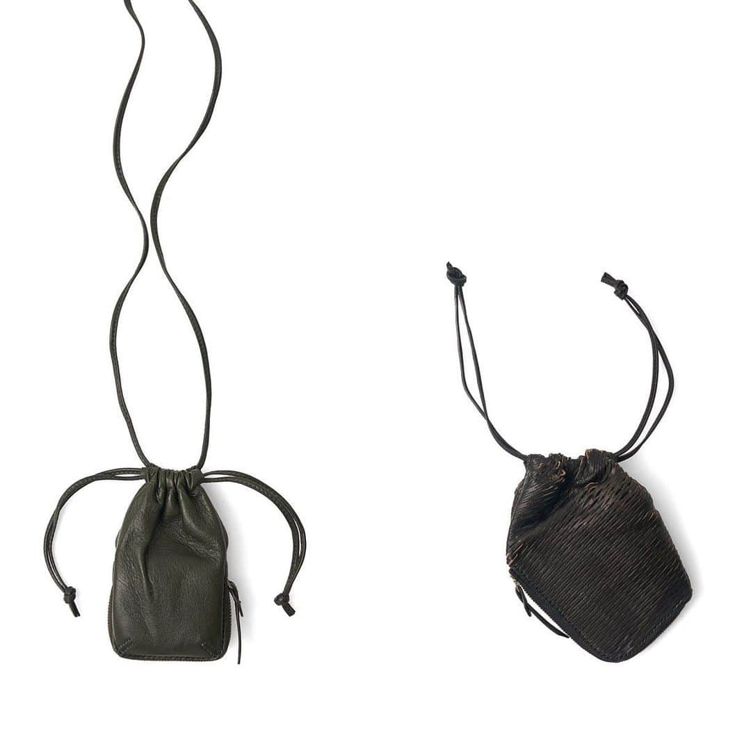 エドロバートジャドソンのインスタグラム：「CABO - DRAWSTRING NECK PURSE CABO - DRAWSTRING L-ZIP PURSE  #edrobertjudson」