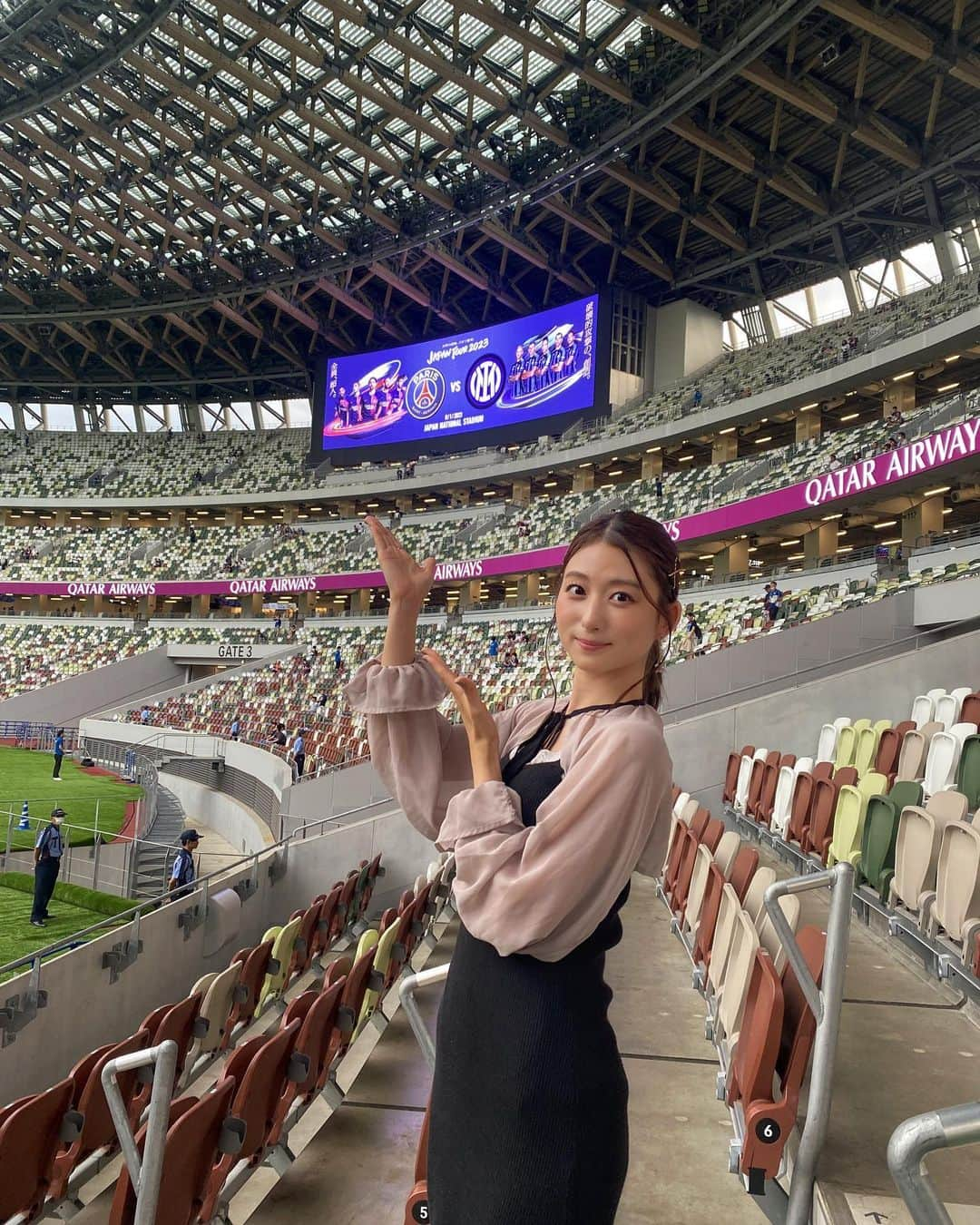 川村海乃のインスタグラム：「#psgjapantour2023   面白かった...…...⚽️ 来て欲しいところに選手がいて、ボールのコントロールが素晴らしくて、スポーツの中にフィジカル以外にも人間関係や信頼とかたくさんの要素が見えました。サッカー面白い！」