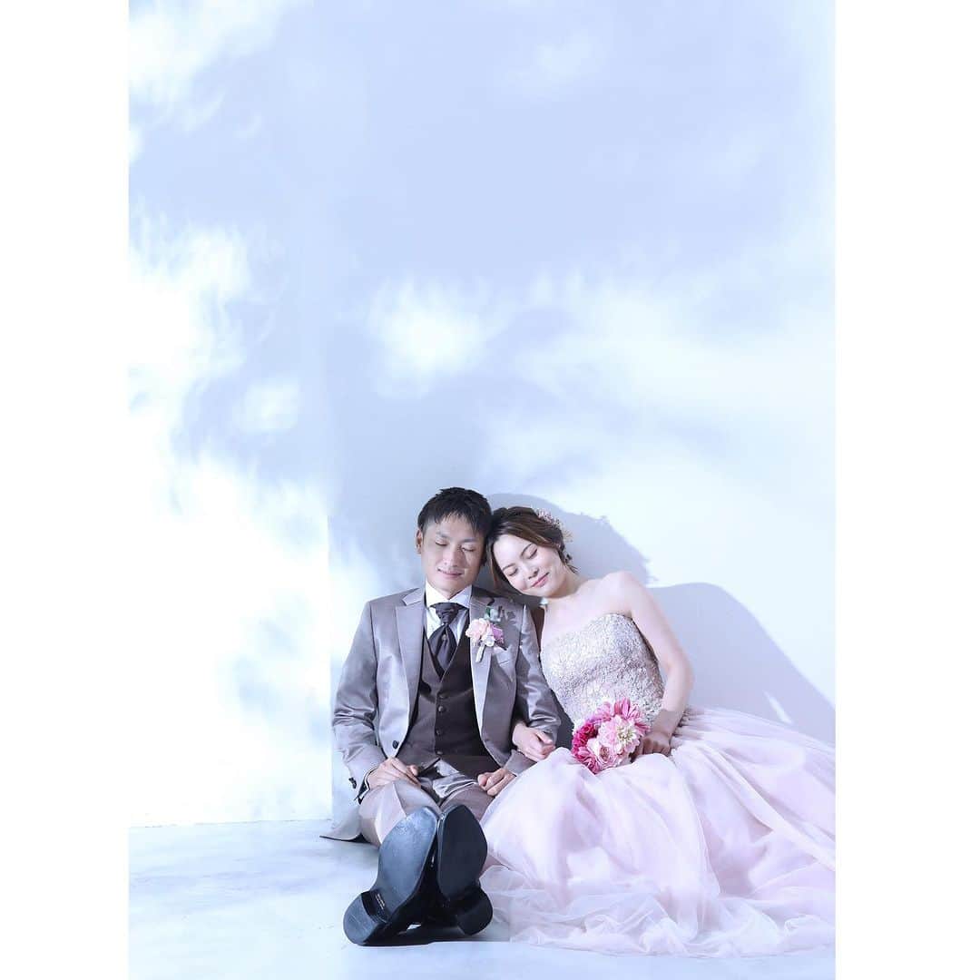 大進ウェディングのインスタグラム：「. . shooting📷♡ . . @daishin.sosha_wedding  @wedding.hairmake  ୨୧┈┈┈┈┈┈┈┈┈┈┈┈୨୧ . 夏フォトキャンペーン開催中♡ とってもお得なキャンペーンとなっております* 詳しくはプロフィールTOPのURLをタップ！🫶」