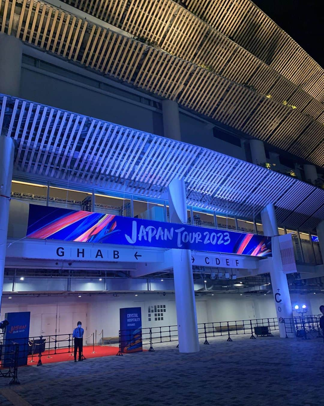 仲田歩夢さんのインスタグラム写真 - (仲田歩夢Instagram)「. . Paris Saint-Germain JAPAN TOUR 2023 . パリ・サンジェルマンのプレミアムスポンサーである カタール航空様にご招待いただきました！！！ とても素晴らしい席をご用意していただいて、、 本当に本当にありがとうございました😭✨ . 連携、足元の技術、パスの精度、球際の強さ、 あらゆる部分において質の高さを感じました！ . わたしもどんな些細なプレーでも ひとつひとつにこだわりを持って🔥 また明日から頑張ります💪🏻🔥 .  #カタール航空  #qatarairways  #PSG  #仲田歩夢  #WEリーグ  #大宮アルディージャ  #ardija  #大宮アルディージャVENTUS」8月2日 21時31分 - ayu_nakada_13