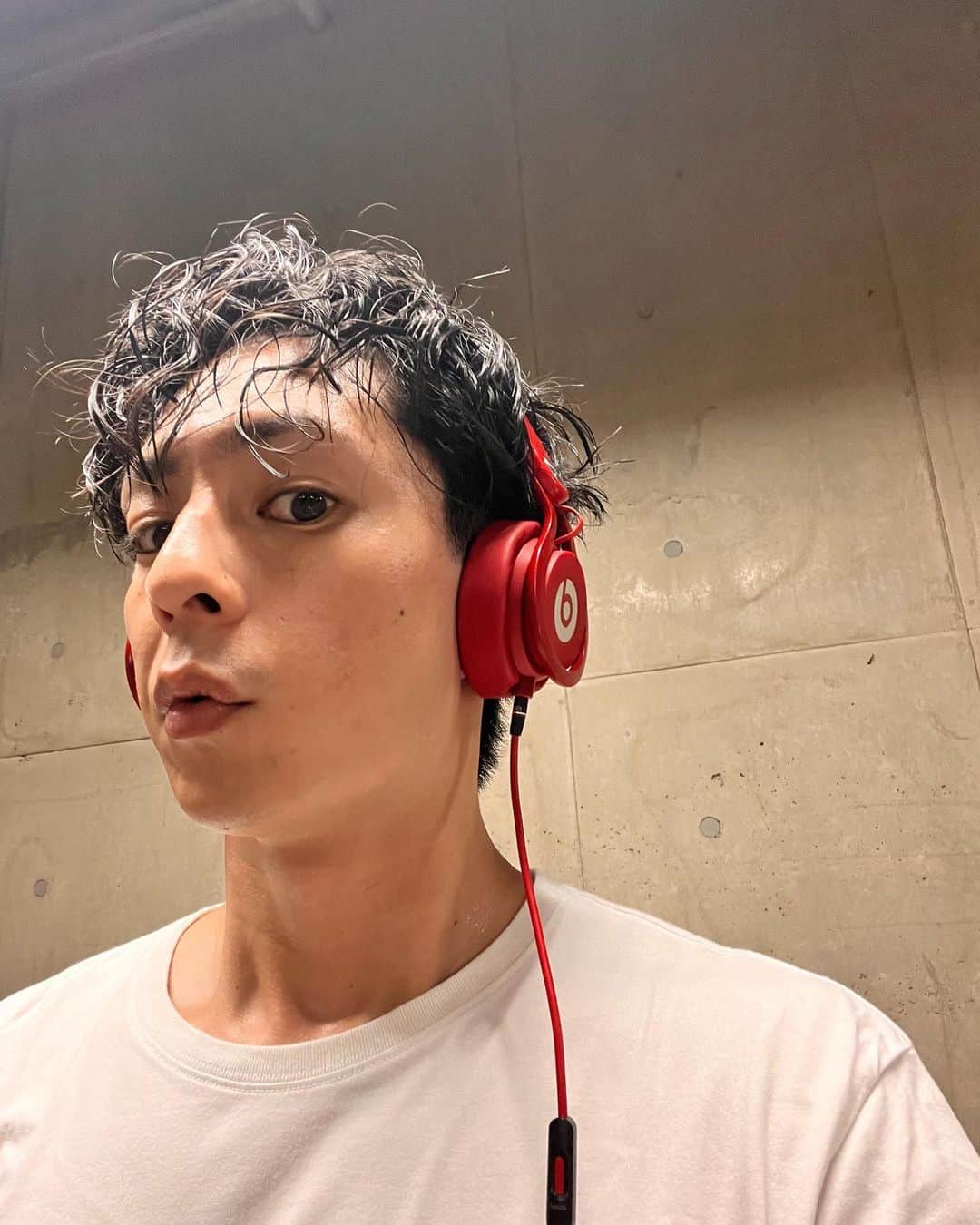 山口貴也さんのインスタグラム写真 - (山口貴也Instagram)「🎧#beatsmixr #有線も使ってますか！」8月2日 21時38分 - takaya_yamaguchi_official