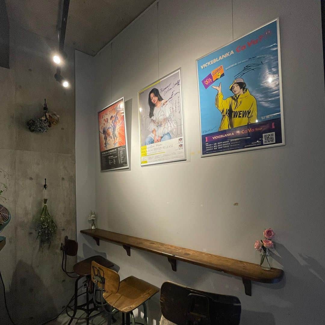 小林拓一郎のインスタグラム：「来週から新たな展示が始まるんですが、それまでの短い期間、ちょっとエモい展示にいたします。  #モーチャーフェス #ttimeフェス」