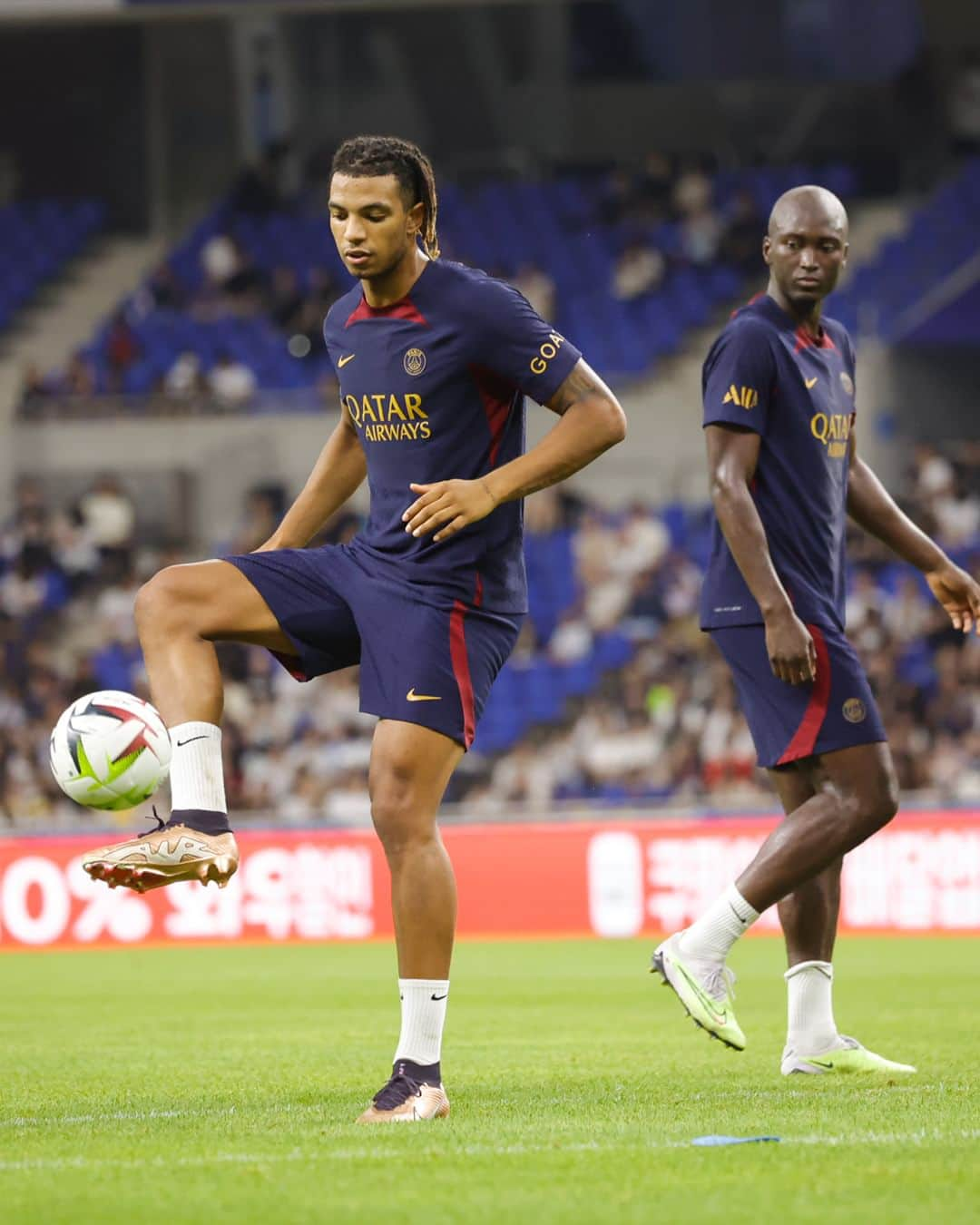 パリ・サンジェルマンFCさんのインスタグラム写真 - (パリ・サンジェルマンFCInstagram)「Parisians trained in Busan ahead of tomorrow game! 👊⚽️ Les Parisiens se sont entraînés à Busan avant le match de demain ! 👊⚽️  #PSGKorea2023 🇰🇷 #ParisSaintGermain #PSGTraining」8月2日 21時44分 - psg