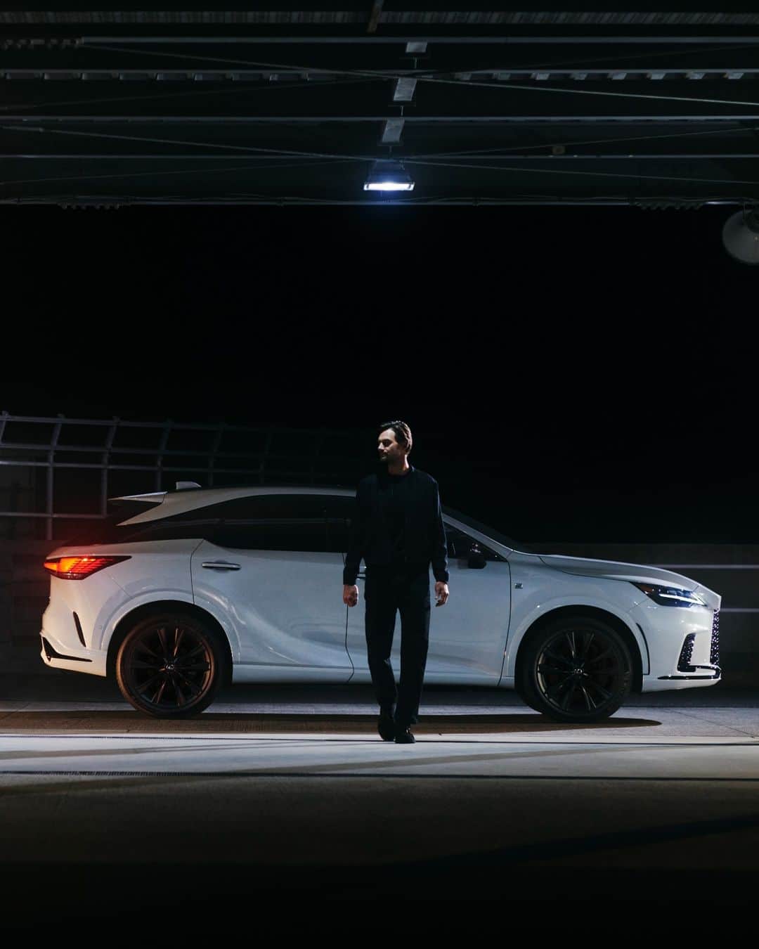 Lexus UKさんのインスタグラム写真 - (Lexus UKInstagram)「Engineered for high-end electrified performance. #LexusRX 500h」8月2日 22時00分 - lexusuk