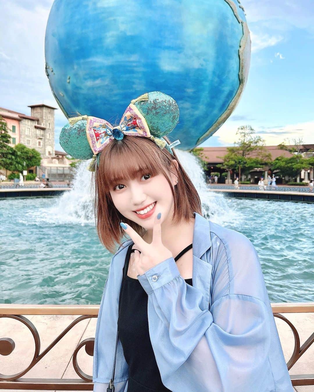 和泉芳怜のインスタグラム：「いつのまにかディズニー大好き人間になってた いつか年パスを…！！！！」