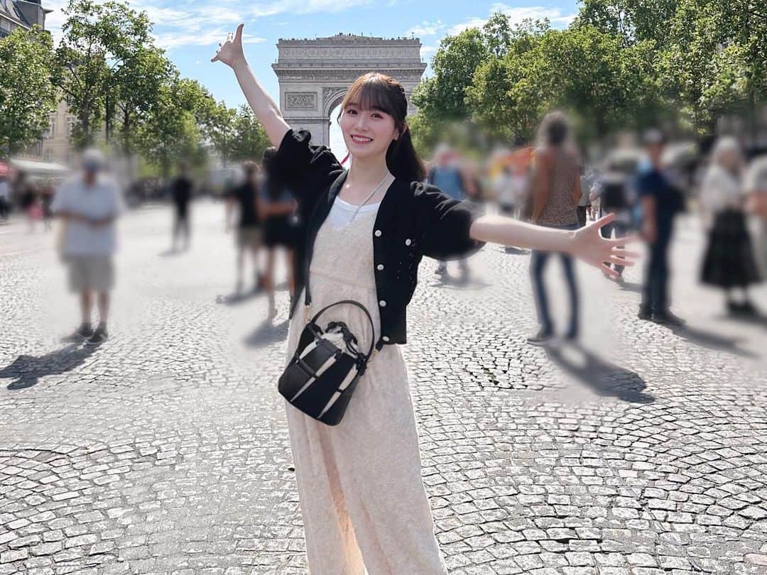 守屋麗奈さんのインスタグラム写真 - (守屋麗奈Instagram)「♡ フランスの思い出たち…🇫🇷  #櫻坂46  #sakurazaka46  #renagram  #paris #フランス #japanexpo」8月2日 22時07分 - rena_moriya_official