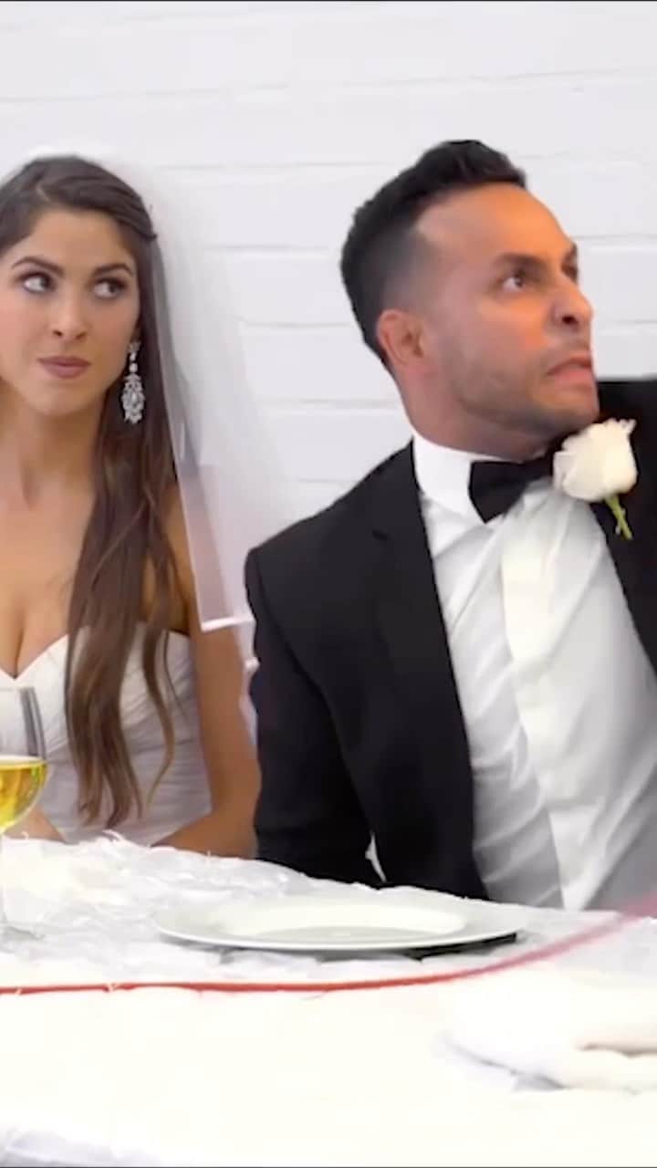 Anwar Jibawiのインスタグラム：「Best Man Speech 👰🏻‍♀️🤵🏻‍♂️ @marlonwayans @chelsearaebarton」