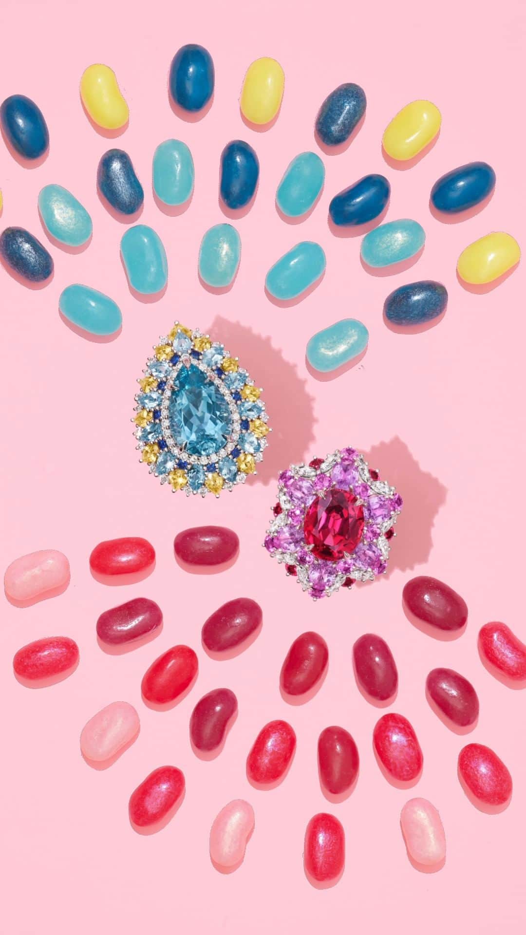 ハリー・ウィンストンのインスタグラム：「Which flavor do you prefer? A fruity red spinel or a refreshing aquamarine? Tap the link in bio to view these two sparkling confections in the Winston Candy Shop. #HarryWinston #WinstonCandy」