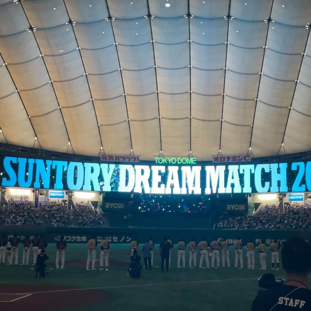 阿部智帆さんのインスタグラム写真 - (阿部智帆Instagram)「✨SUNTORY DREAM MATCH 2023✨  プロ野球の歴史を築いてきたレジェンドのみなさんが大集結‼︎  今年も阿出川さんとリポートを担当させて頂きました☺︎♪  現役時代を彷彿とさせるプレーや 選手のみなさんの楽しそうな笑顔✨ 本当に夢のような時間でした💓  #サントリードリームマッチ  #プロ野球」8月2日 22時56分 - chiho_abe829