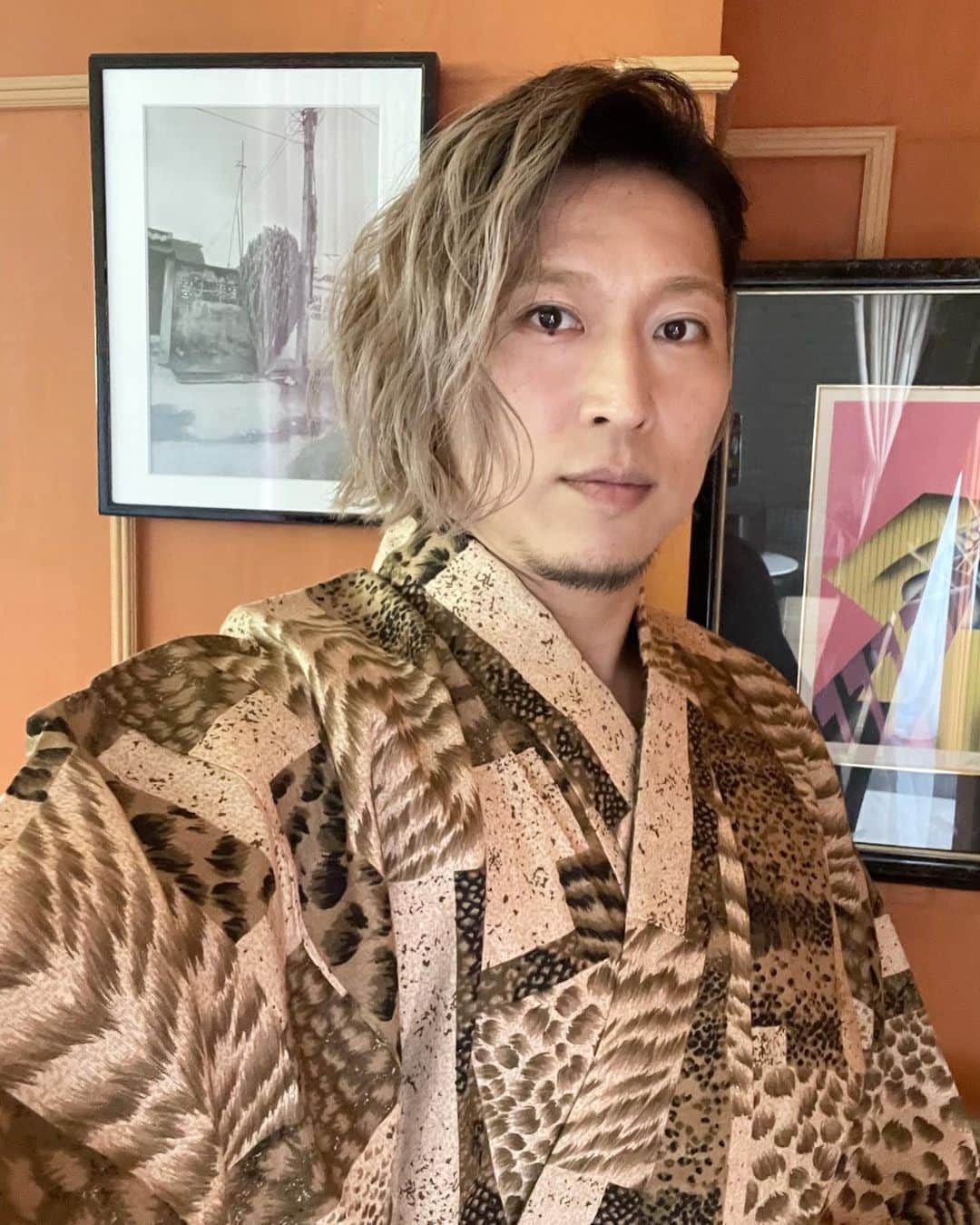 のインスタグラム：「夏の新作ポトレ🌞  浴衣もまだ是非なオフショット🎇  #プロレス #プロレスリング #プロレスラー #DDTプロレス  #professionalwrestling #Prowrestler #釣り好き #美容男子 #美容好き #銭湯 #スーパー銭湯 #銭湯好き #サウナ #サウナ好き #筋肉 #muscle #バス釣り好き #美容 #ddtpro #平田 #平田一喜 #kazukihirata」