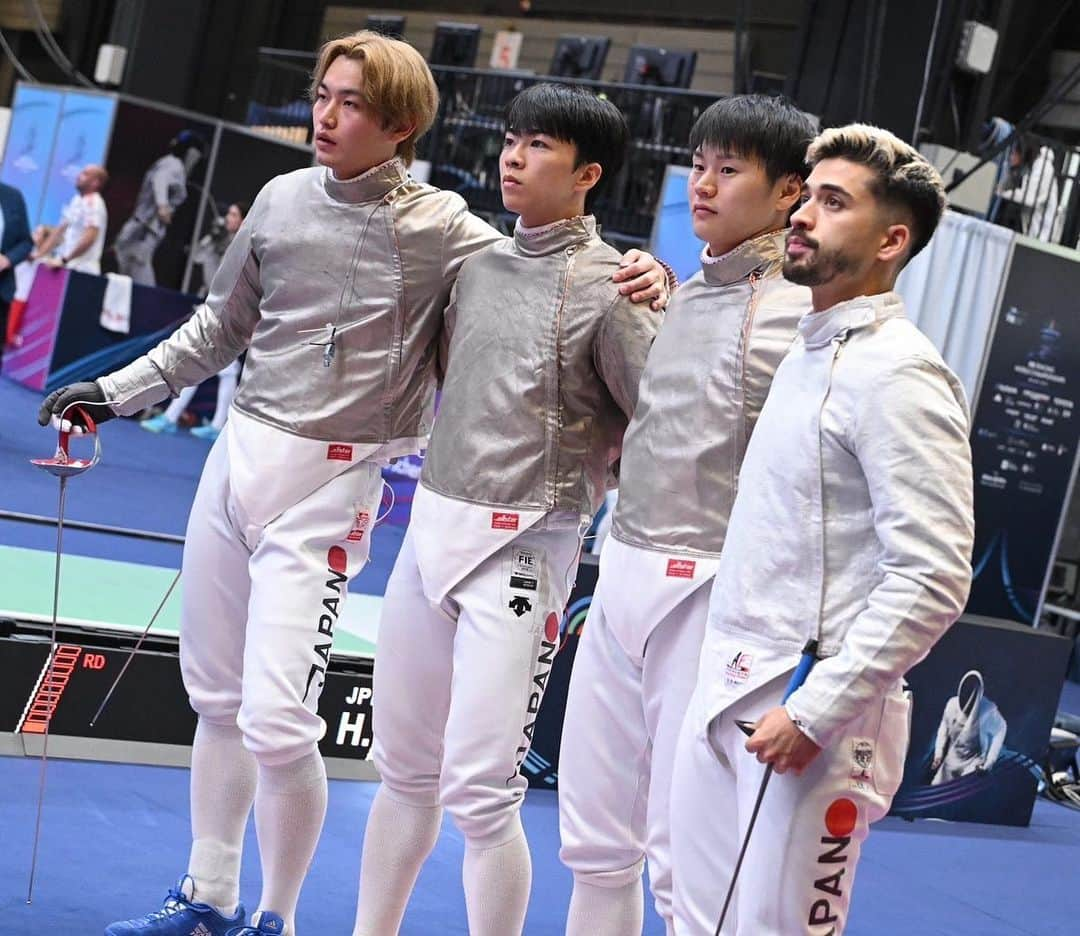 ストリーツ海飛のインスタグラム：「Getting better step by step. Best team result at the World Championships for Japanese Men’s Sabre Team. Unlike certain teams, this team doesn’t cheat the system. We believe in each other and we go earn it.  . . . . . PC: @augusto280766」