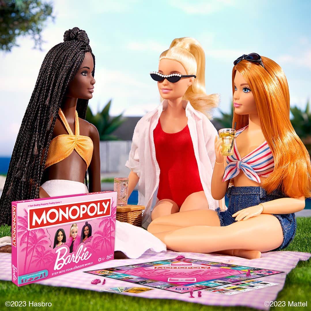 バービーのインスタグラム：「Roll the dice with Monopoly: #Barbie Edition, and step into our Dream World - where #YouCanBeAnything! 💖🎩 Pre-order yours now.」