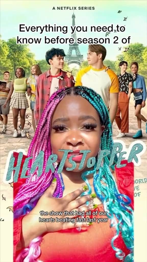 Teen Vogueのインスタグラム：「#Heartstopper season 2 premieres tomorrow on #Netflix! 🥰🥳 Here’s what you need to know before you watch 👀 find out more on season 2 at the link in bio 💕  (📹: @fatangryblackgirl)」