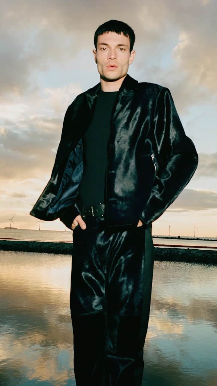 IMG Modelsのインスタグラム：「NOW REPRESENTING: #LukaIsaac (@this_is_luka_).」