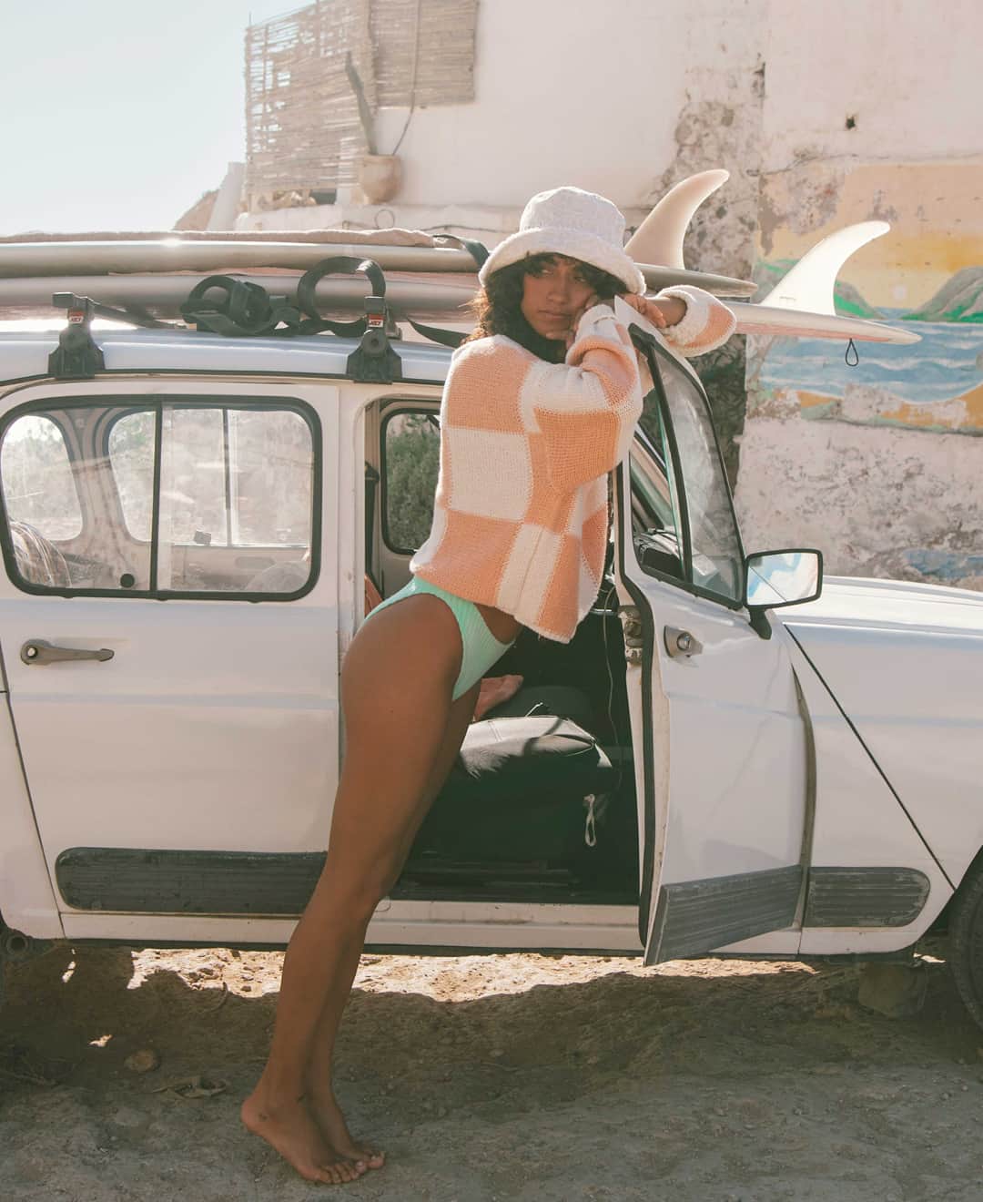 BILLABONG WOMENSのインスタグラム：「The wonders of the Moroccan coast were calling! We drove the coast stopping at cute beach towns and found the perfect cove with endless dreamy waves.」