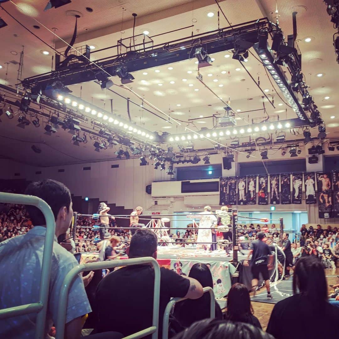 のインスタグラム：「20周年おめでとうございます！ #pr666 #20th666 #ニチョプロ #新宿二丁目プロレス #宮本さん」