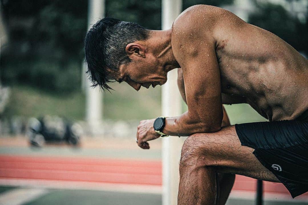 ジヌションのインスタグラム：「🇰🇷고맙습니다,잊지 않겠습니다! 오늘 내가 흘린 이 땀 한방울 한방울이 모여서 8월15일 독립유공자 분들에게 전하는 81.5km 감사편지에 한글자 한글자 적혀질거다  ‘누군가는 해야 할 일이기에’  #한국해비타트 #해비타트 #815런 #2023815런 #2023_815런 #2023잘될거야대한민국 #잘될거야대한민국 #고맙습니다잊지않겠습니다 #노스페이스 #카카오같이가치 #miracle365 #미라클365런」