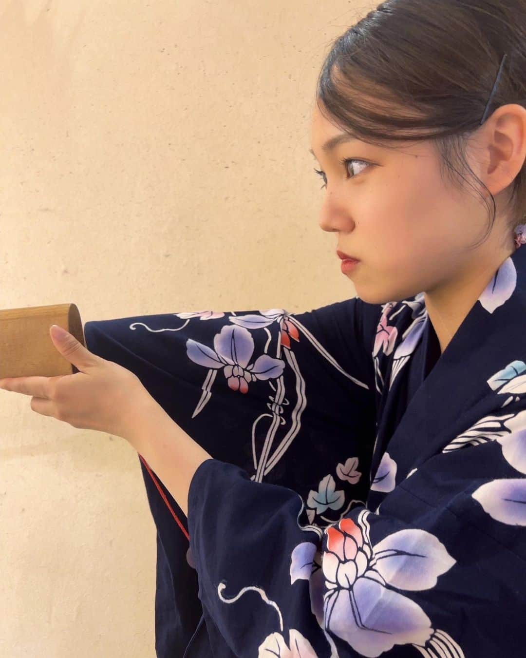 平井綾乃さんのインスタグラム写真 - (平井綾乃Instagram)「🏮👘🏮👘  真剣になると口がたこちゅーになります🐙  射的難しかったです😖   #浅草 #浅草観光  #祭り #浴衣  #浴衣女子  #asakusa  #yukata #portrait  #photo  #photooftheday  #photography  #photographer  #fashion  #夏 #Summer  #love #twitterfollow  #写真好きな人と繋がりたい #ポートレート好きな人と繋がりたい  #カメラマンさんと繋がりたい  #少しでもいいなと思ったらいいね #follow #セミロング #女優  #actor #声優  #voiceactor  #平井綾乃 #OMNIA #オムニア」8月3日 12時19分 - ayano_hirai