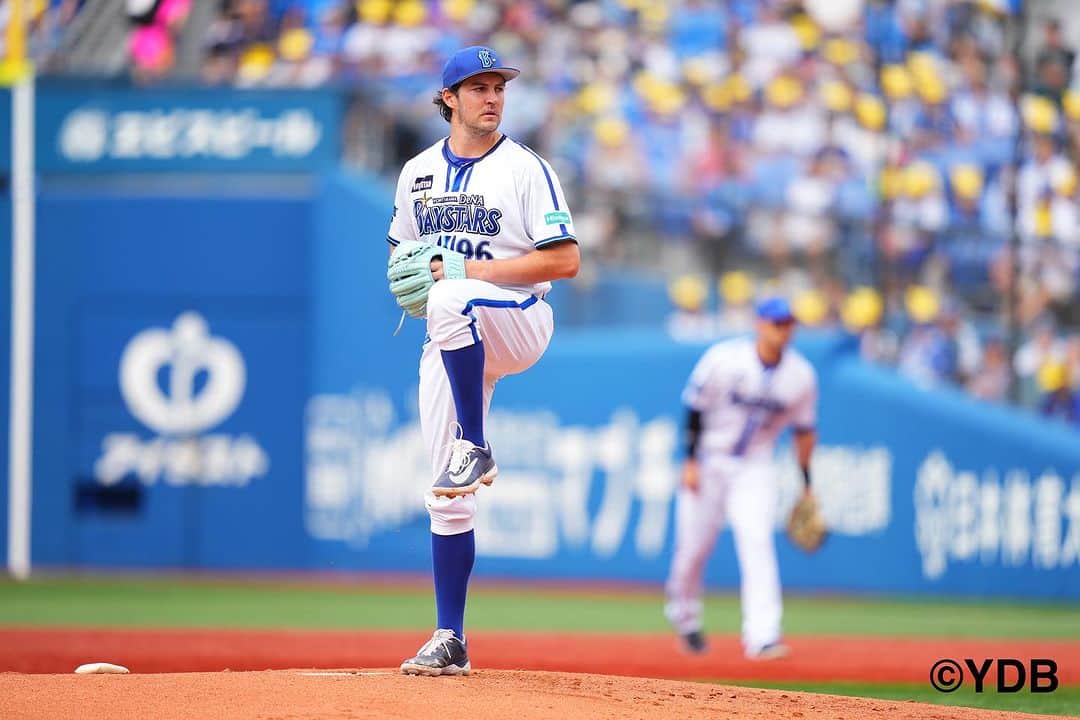 トレバー・バウアーさんのインスタグラム写真 - (トレバー・バウアーInstagram)「Keep moving forward⚔️ #japan #baseball #sword」8月3日 4時00分 - baueroutage